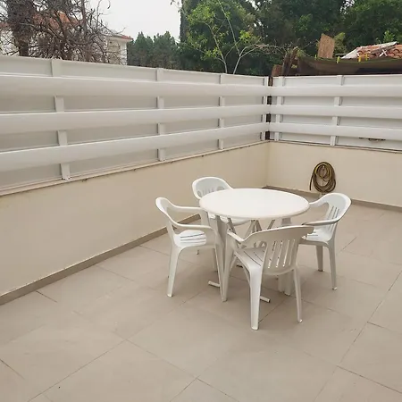 Sea Breeze Maisonette *