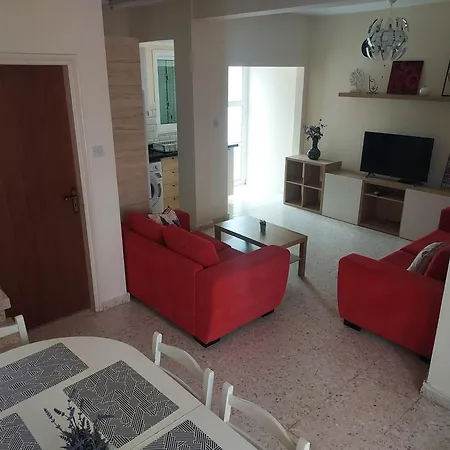 Sea Breeze Maisonette Lárnaka
