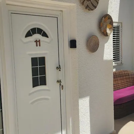 Sea Breeze Maisonette * Larnaca