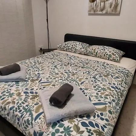 Sea Breeze Maisonette Apartament *