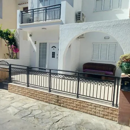 アパート Sea Breeze Maisonette