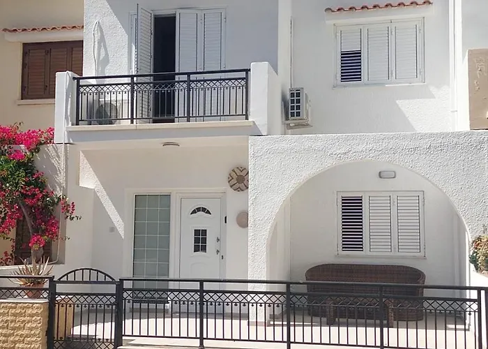 Sea Breeze Maisonette Apartmán *