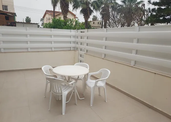 Sea Breeze Maisonette